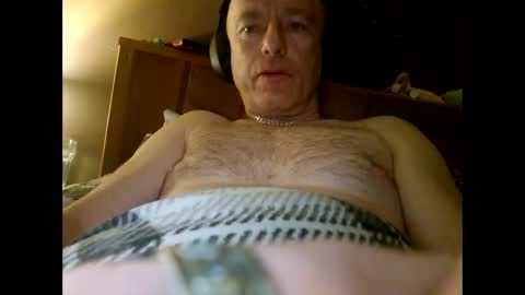 fuck those pink things right off ffs real deal or nowt  online show from March 2026 02:50:01 AM