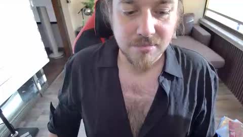 Snapshot of maxredz chatting on February 2026 10:19:02 PM Max online show from February 2026 10:19:02 PM