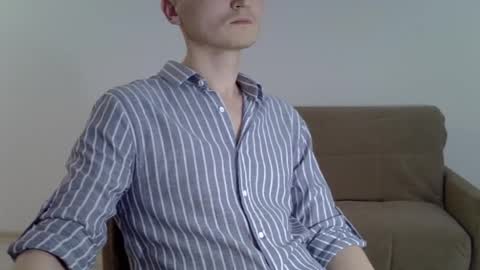 Snapshot of maxrelax90 chatting on February 2026 07:07:01 PM maxrelax90 online show from February 2026 07:07:01 PM