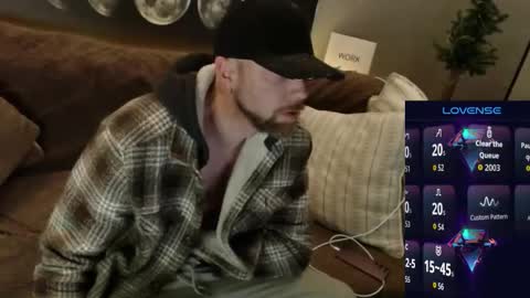 MaxRouger online show from November 2025 09:53:02 AM