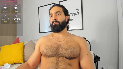 Snapshot of maxstrong01 chatting on October 2025 03:52:01 PM Max online show from October 2025 03:52:01 PM