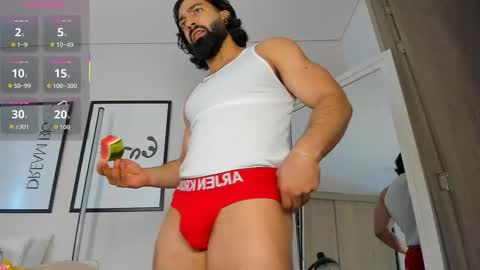 Snapshot of maxstrong01 chatting on October 2025 04:13:01 PM Max online show from October 2025 04:13:01 PM