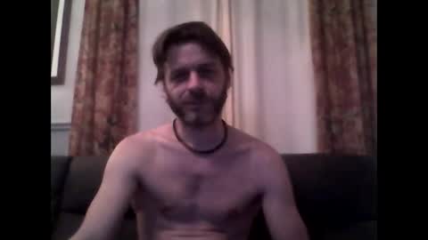 MaxTheWolf online show from May 2026 05:04:02 AM