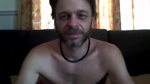 MaxTheWolf online show from June 2026 08:44:02 PM
