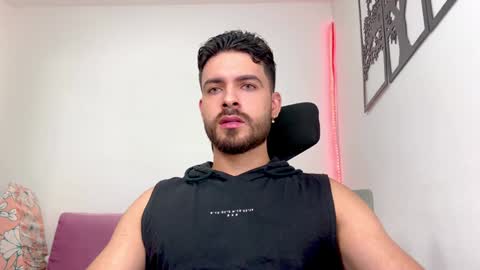 Maxi online show from January 2025 01:41:01 AM