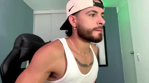 Maxi online show from October 2025 06:05:01 PM