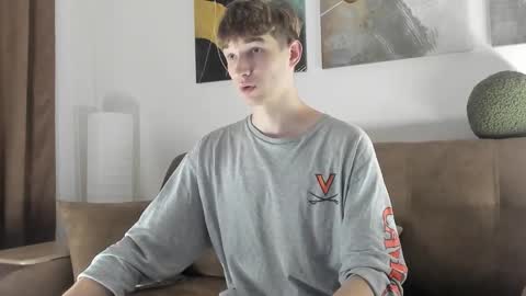 maxwellchik online show from September 2025 05:14:01 PM