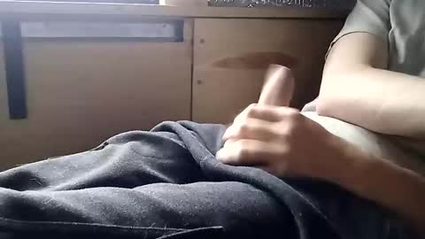 Snapshot of maxwelluncut chatting on November 2025 07:12:01 PM Max online show from November 2025 07:12:01 PM