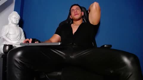 maxxxpowerful online show from November 2025 04:13:02 AM