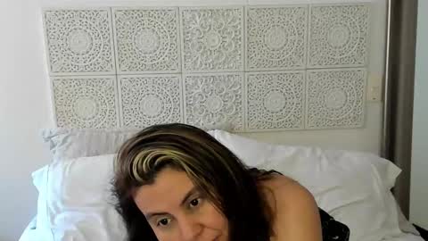 Victoria online show from December 2024 02:21:01 PM