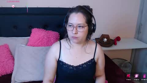 Snapshot of may_bloom chatting on September 2025 11:41:01 PM May online show from September 2025 11:41:01 PM