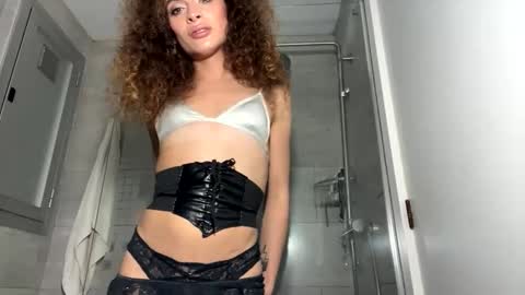 Maya transgirl online show from October 2025 07:27:01 PM