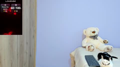 Snapshot of maya__fox chatting on March 2025 10:02:02 PM OF mayitta19 online show from March 2025 10:02:02 PM