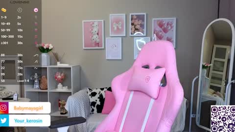 Snapshot of maya_blonde18 chatting on January 2025 03:31:01 AM Maya online show from January 2025 03:31:01 AM