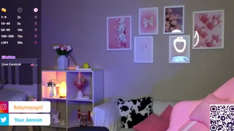 Snapshot of maya_blonde18 chatting on January 2025 06:38:01 AM Maya online show from January 2025 06:38:01 AM