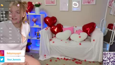 Snapshot of maya_blonde18 chatting on February 2025 06:33:02 AM Maya online show from February 2025 06:33:02 AM