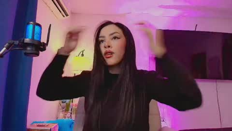 Maya online show from May 2026 08:16:02 PM