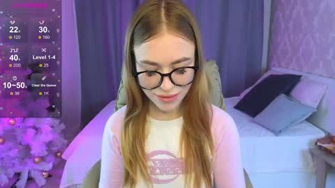 Snapshot of maya_lolly chatting on December 2024 05:05:02 PM Maya online show from December 2024 05:05:02 PM