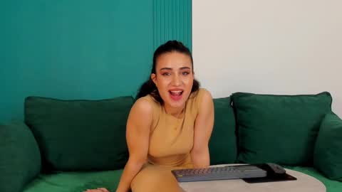 Maya online show from February 2025 06:21:01 PM