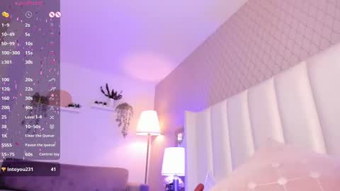 Snapshot of mayacardenas chatting on February 2025 08:11:02 AM Maya online show from February 2025 08:11:02 AM