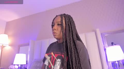 Snapshot of mayacardenas chatting on February 2025 04:07:01 AM Maya online show from February 2025 04:07:01 AM