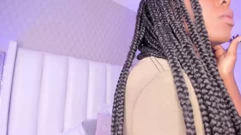 Snapshot of mayacardenas chatting on March 2025 04:15:02 AM Maya online show from March 2025 04:15:02 AM