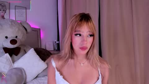 Mayajhons online show from December 2025 11:38:02 AM