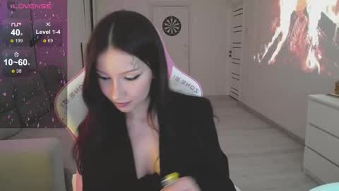 Mayales online show from October 2025 06:50:02 PM