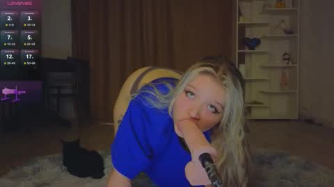 Snapshot of mayaster chatting on September 2025 08:23:01 PM Maya online show from September 2025 08:23:01 PM