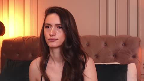 Snapshot of mayavixxen chatting on January 2025 02:58:02 AM MayaVixxen online show from January 2025 02:58:02 AM