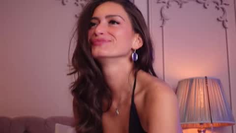 Snapshot of mayavixxen chatting on October 2025 01:55:02 AM MayaVixxen online show from October 2025 01:55:02 AM