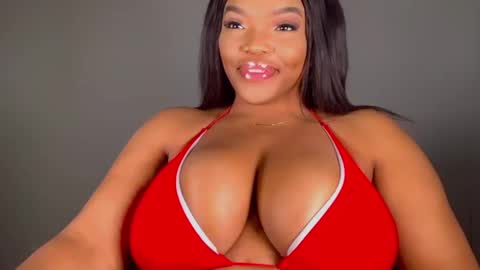 MayBabi online show from February 2025 12:13:02 PM