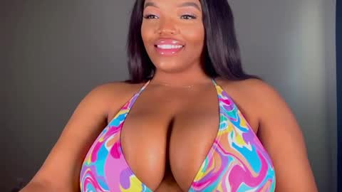 MayBabi online show from February 2025 03:09:02 PM