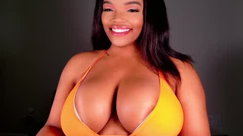 MayBabi online show from February 2025 11:46:02 AM