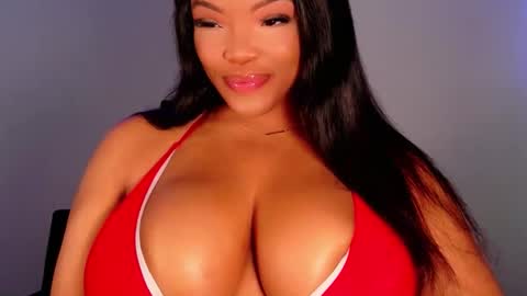 MayBabi online show from November 2025 12:49:01 PM