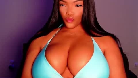 MayBabi online show from May 2026 03:05:02 PM