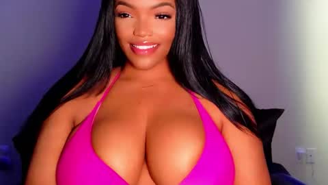 MayBabi online show from May 2026 01:17:02 PM