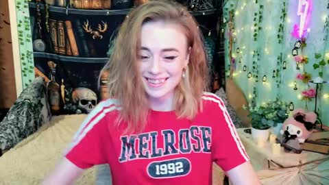 maybe_yours333 online show from May 2026 02:34:01 PM