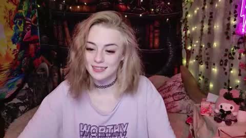 maybe_yours333 online show from July 2026 12:07:01 PM