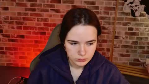 maybloom_ online show from February 2026 06:20:02 AM