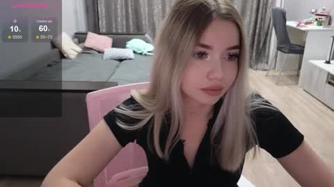 may online show from October 2025 09:01:01 PM