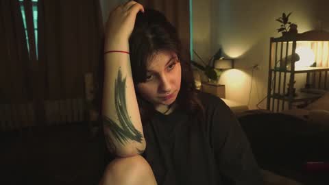 Snapshot of maymary_ chatting on December 2024 09:35:02 AM Mary . online show from December 2024 09:35:02 AM