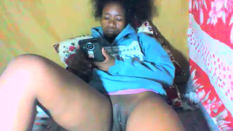 mayrah online show from November 2025 07:49:01 AM