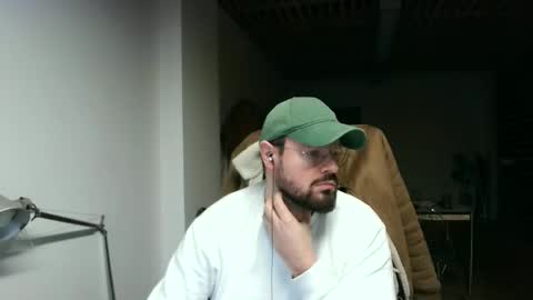 maythe4bwu online show from December 2024 12:15:01 PM