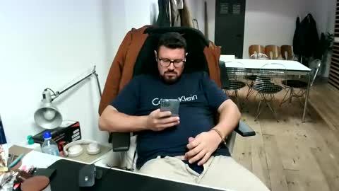 maythe4bwu online show from October 2025 07:20:02 PM