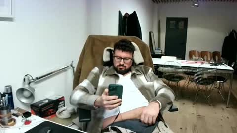 maythe4bwu online show from January 2026 10:56:02 PM