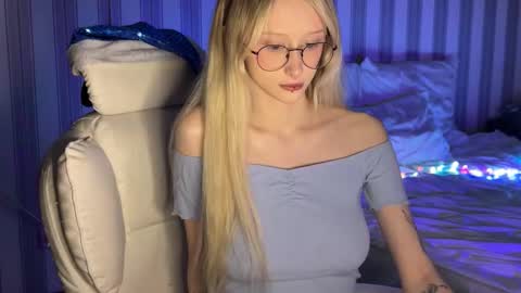 mayvi_cold online show from January 2026 07:06:02 PM