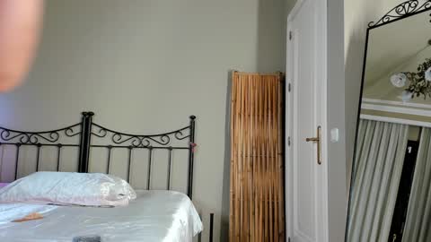 Snapshot of mazeekiin chatting on January 2025 05:17:02 PM Maze online show from January 2025 05:17:02 PM