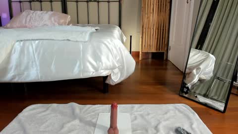 Snapshot of mazeekiin chatting on January 2025 08:24:01 PM Maze online show from January 2025 08:24:01 PM