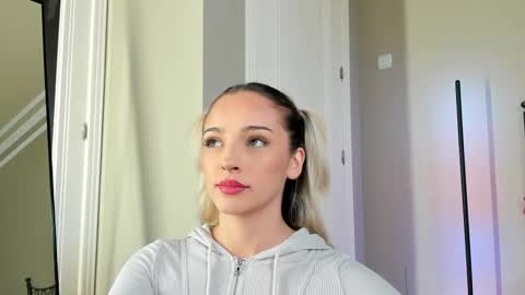 Snapshot of mazeekiin chatting on February 2025 05:20:02 PM Maze online show from February 2025 05:20:02 PM